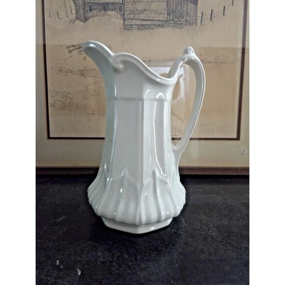 Red Cliff Sydenham White Ironstone Pitcher 10" Large Size Made in USA Vintage - Picture 1 of 10